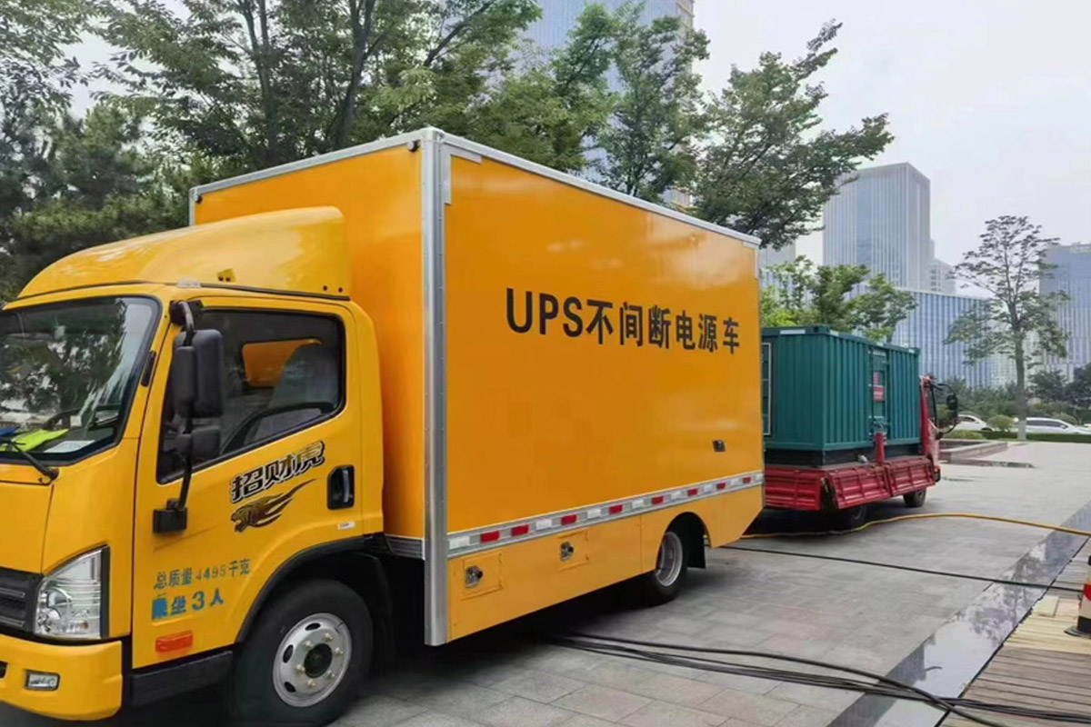 西华发电机租赁施工现场
